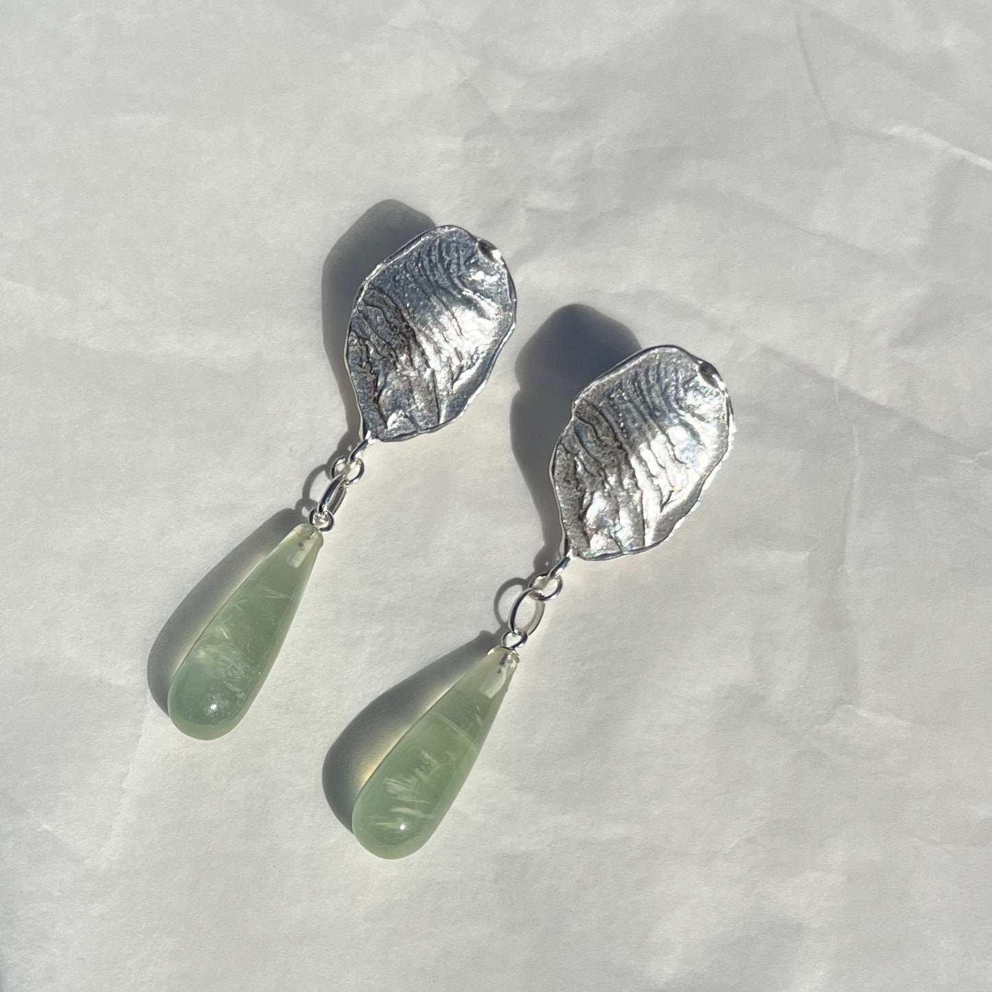 CRETA GREEN long dripping earrings in Prehnite - Limited Edition - aguamarga