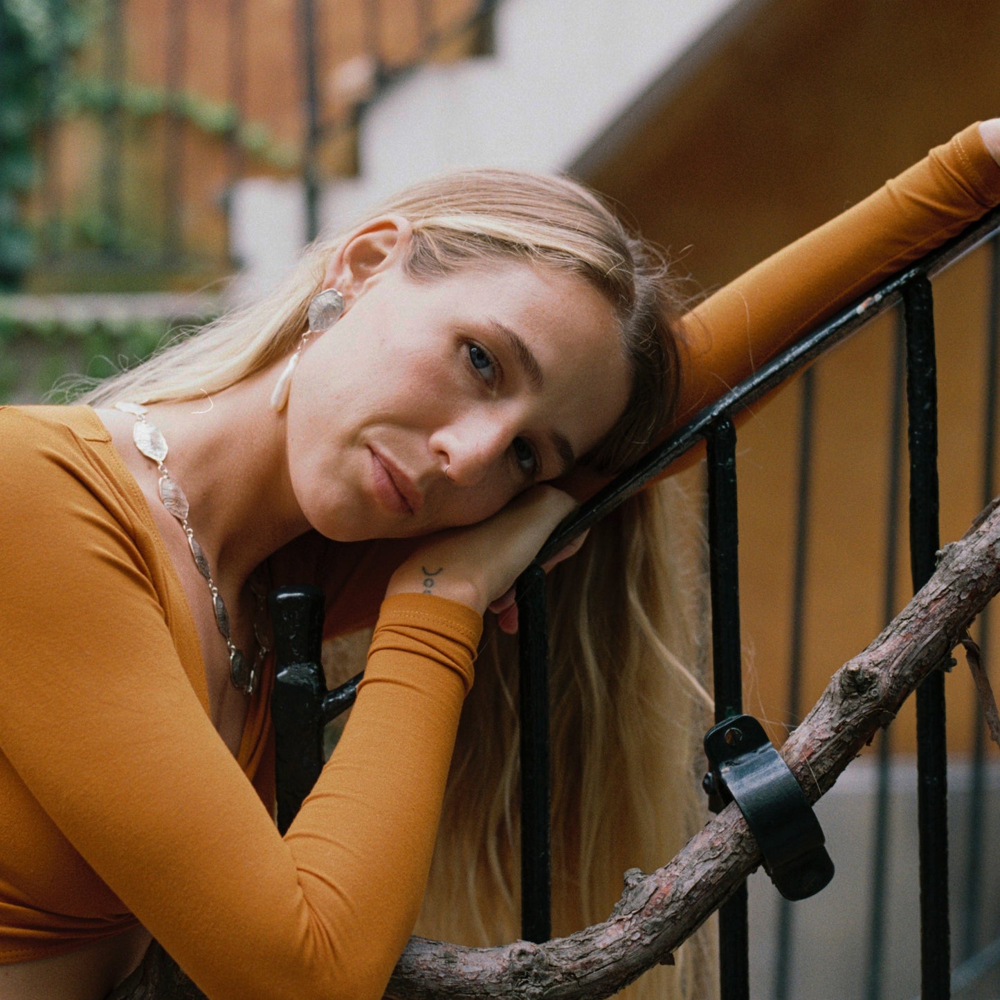 CRETA PEARL long dripping earrings in Pearls - Limited Edition - aguamarga